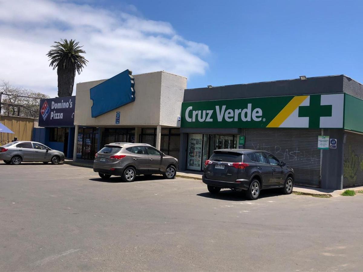 Hostal Low Cost Cerca Del Terminal De Buses Con Cafeteria La Serena Exterior foto